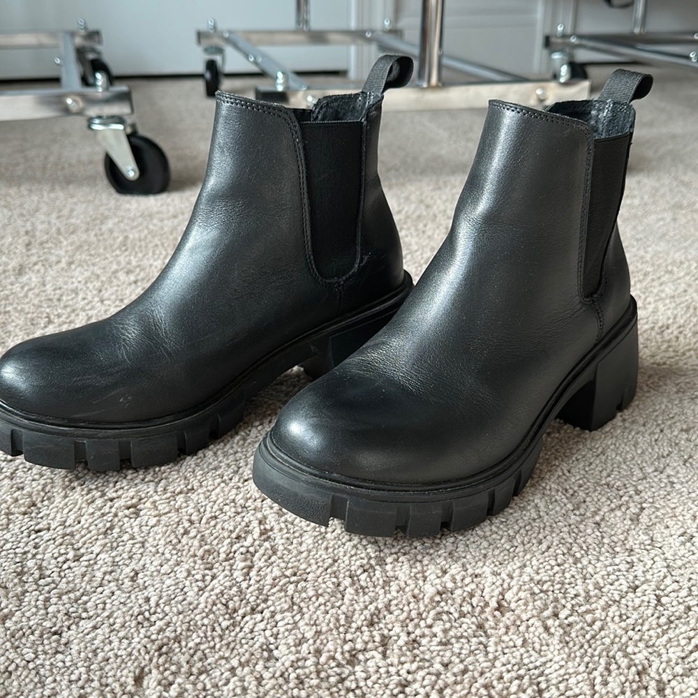 Steve Madden Boots